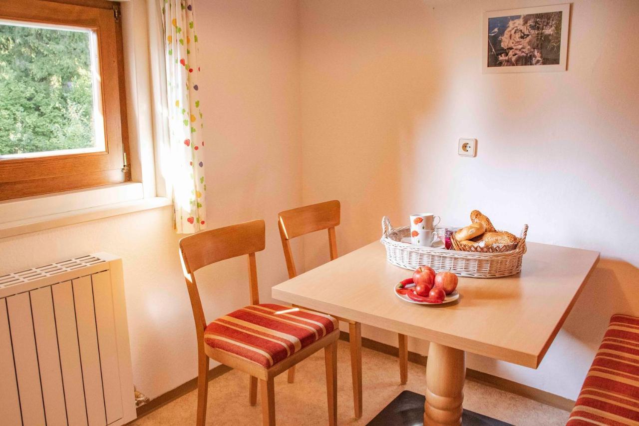 Ferienwohnung Haus Waldfriede Weissensee Exterior foto